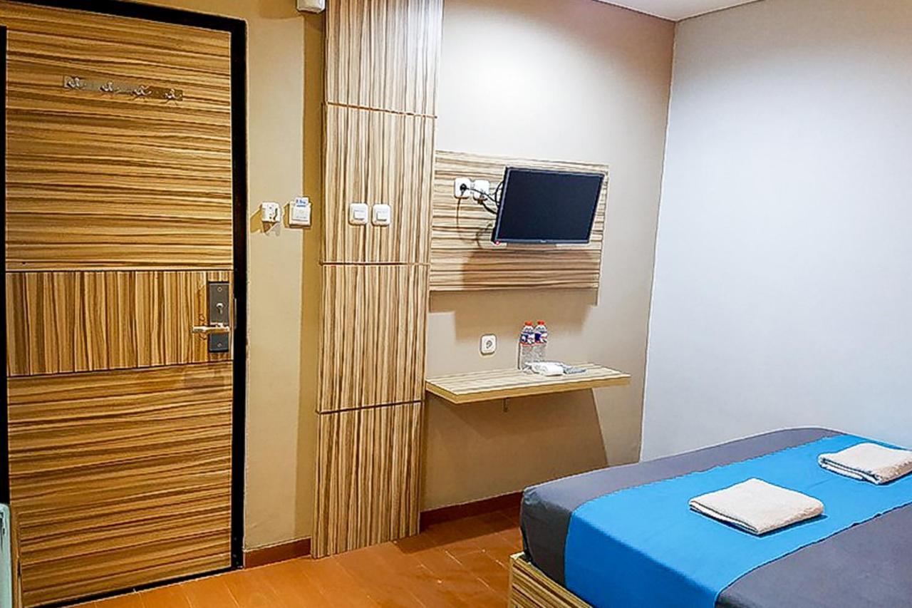 Jabusimo Syariah Redpartner Hotel Jakarta
