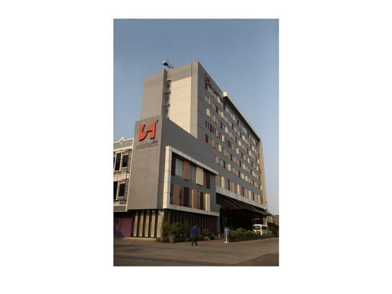 Citadines Connect Airport Jakarta 3*