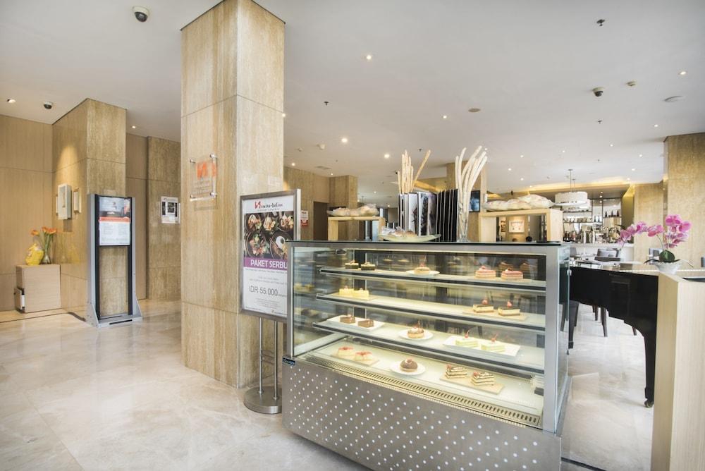 Citadines Connect Airport Jakarta Khách sạn Tangerang