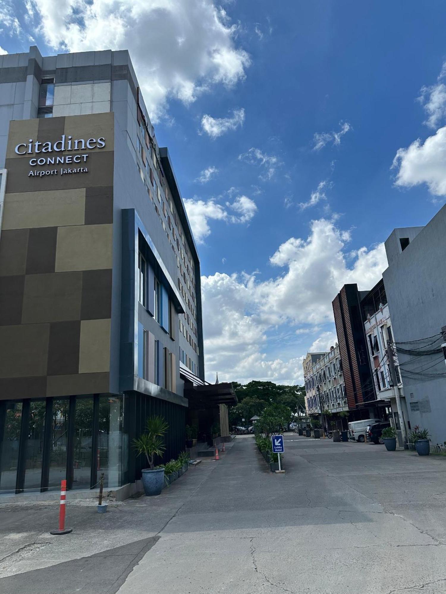 Citadines Connect Airport Jakarta Khách sạn