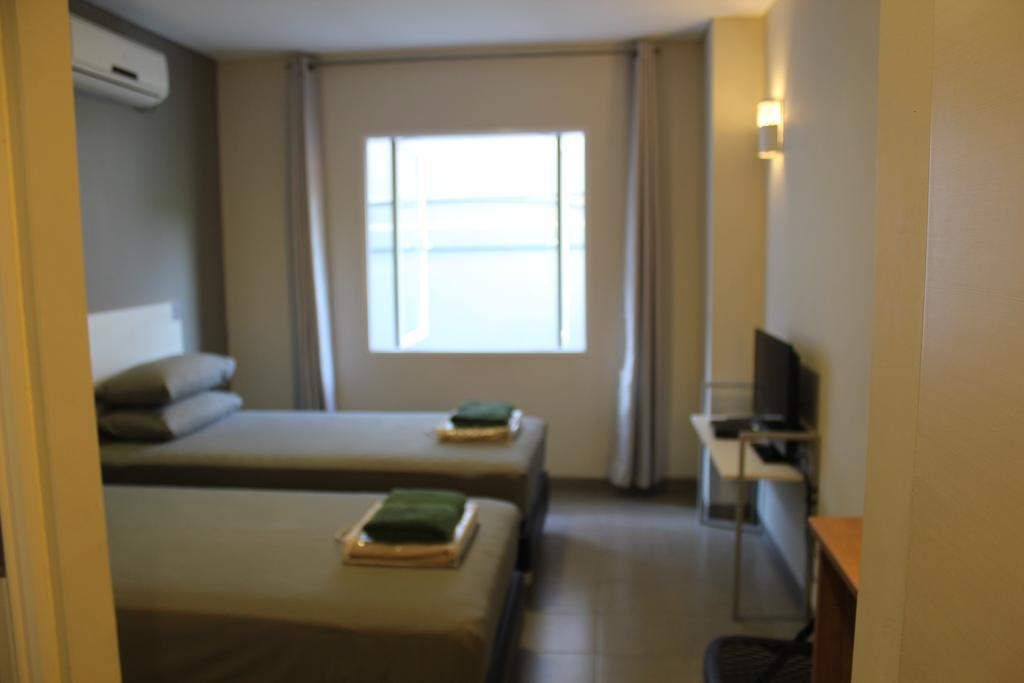 Avia Jakarta
