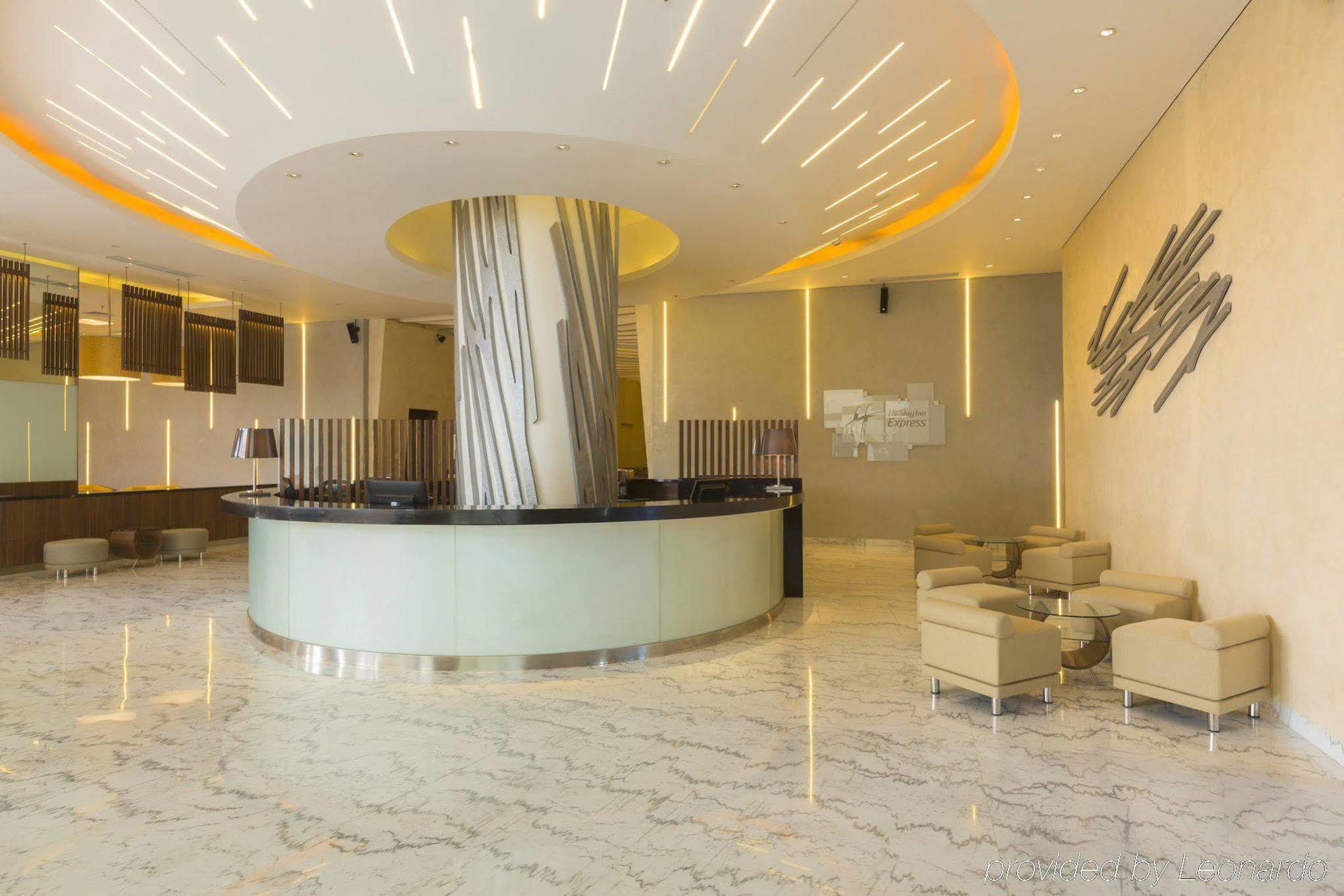 Khách sạn Holiday Express Pluit Citygate By Ihg