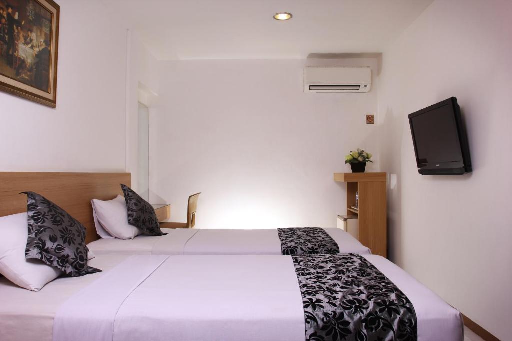 Hotel Prapancha 2*