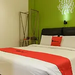 Reddoorz Near Lokasari Square Jakarta 2