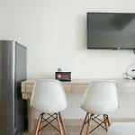 Best Location Studio Room @ Menteng Park Apartment By Travelio