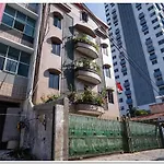 Koolkost Near Lokasari Square