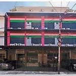 Reddoorz Near Jiexpo Kemayoran 2