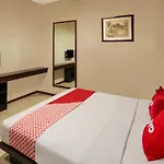 Capital O 1748 Thamrin Condotel