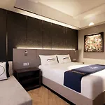 Fieris Hotel