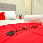 Reddoorz Near Pasar Baru 3