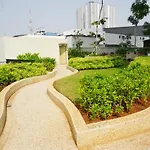 Azalea Suites Cikarang By Jayakarta Group