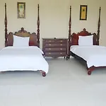 Saffron Suites Syariah