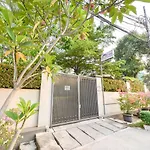 Home 899 Patal Senayan