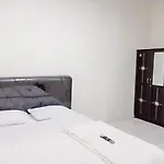 Agnes Residence Near Blok M Mitra Reddoorz