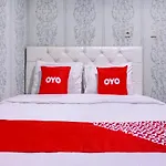 Oyo 582 Wisma Bungur Syariah