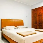 Tomang Homestay