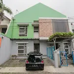 Koolkost Syariah Near Pejaten Village 2