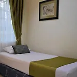 Nest Residence