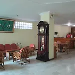Hotel Lautze Indah