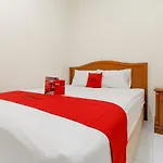 Reddoorz Plus Near Ciputra World Kuningan 2