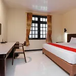 Reddoorz Plus Near Halim Perdanakusuma 2
