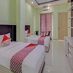 Oyo 3963 Safira Homestay Syariah
