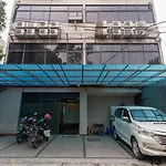 Reddoorz Near Stasiun Juanda Jakarta