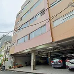 Super Oyo 91104 Griya Mitra Residence