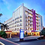Royal Palm Hotel & Conference Center Cengkareng