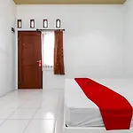 RedDoorz @ Jagakarsa 2