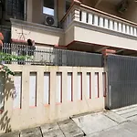 Eiffel Residence Batu Tulis 37 - Female Only