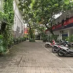Urbanview Hotel Minongga Pondok Labu By Reddoorz