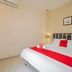 Reddoorz Near Transmart Kalimalang