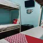 Oyo 91754 Wisma Tiqita Syariah