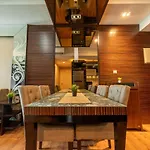 Luxury & Modern Unit 2 Bedroom @Casablanca