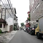 Senyaman Hotel Redpartner