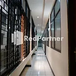 Senyaman Hotel Redpartner