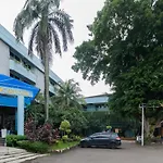 Urbanview Hotel Kebayoran Baru Blok S