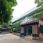 Urbanview Hotel Kebayoran Baru Blok S
