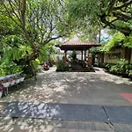 Keraton Guest House