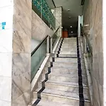 Urbanview Hotel P Residence Asemka