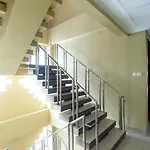 Urbanview Hotel P Residence Asemka