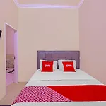 Oyo 92687 Alnindo Makaliwe