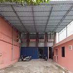 Reddoorz Syariah Near Stasiun Karet