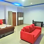 Ragunan Residence Syaridin By Zuzu