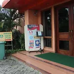 Hotel 678 Cawang Powered By Cocotel