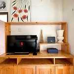 Rustic Chic Haven 2Br Wood-Furnished Retreat