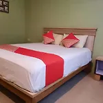 Oyo 93145 Pondok Alam Syariah