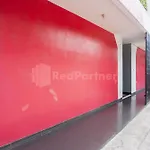 J&B Rooms Utan Kayu Jakarta Mitra Reddoorz