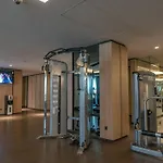 Luxury & Bright 2Br Chianti Tower Mall Access
